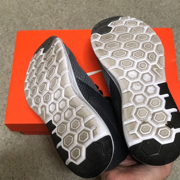 Nike running shoes - Picture 3 of 4